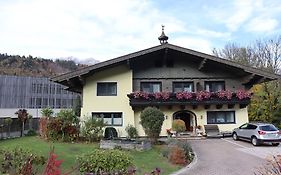 Landhaus-Appartements Warraich
